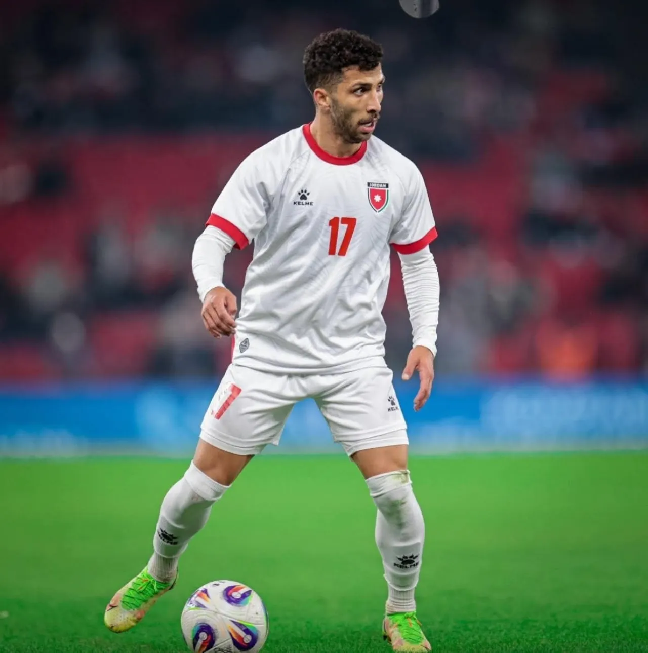 نجم المنتخب المستبعد السميري يوجه رسالة للنشامى قبل معسكر سويسرا بعد الإصابة 
