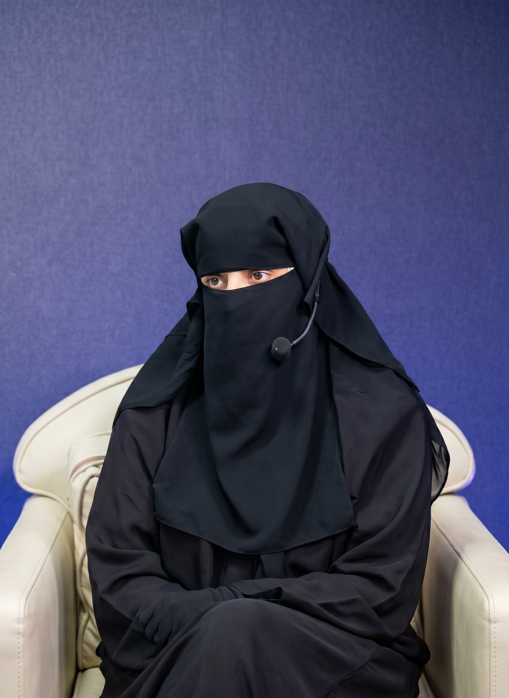 مغسلة أموات لـ"عين": الميت يُبعث على ما مات عليه وقد نضطر لإبقاء المناكير والأظافر أحيانًا 